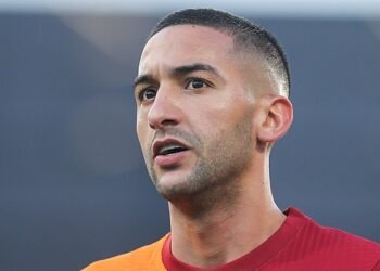 Ex-colega de Kerem Akturkoglu ‘rompe’ com Galatasaray e aponta ao Benfica