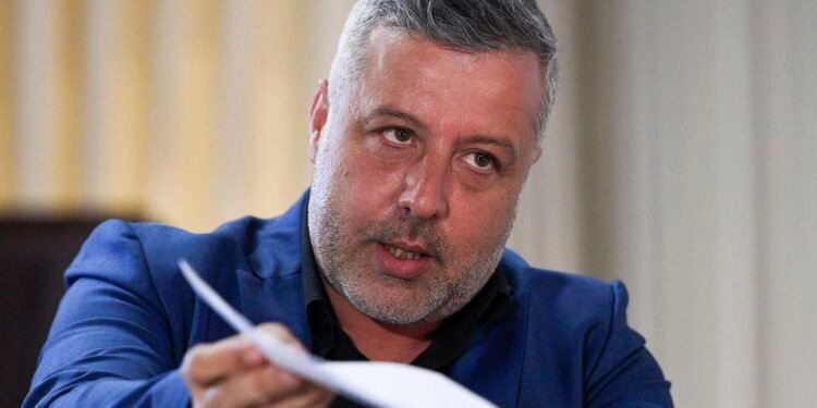 César Boaventura com queixa crime contra Matheus Reis