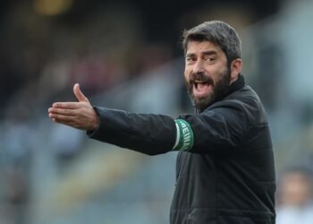 Luis Freire deixa recado ao Sporting