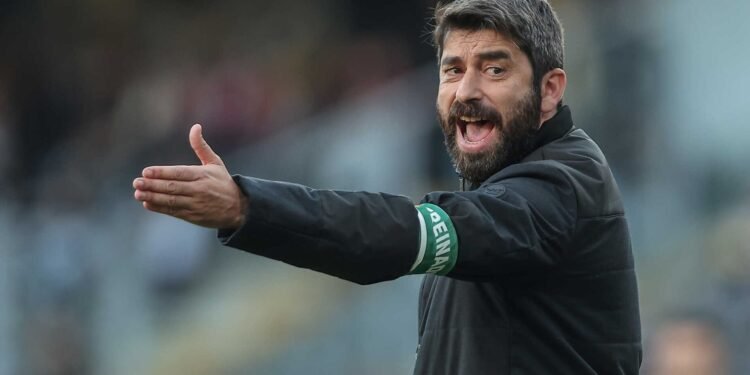 Luis Freire deixa recado ao Sporting