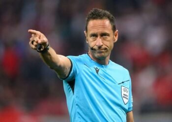 (Vídeo) A reação de Artur Soares dias a agressão de Matheus Reis à Belotti