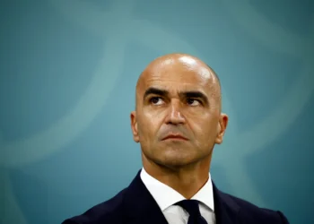 Roberto Martínez justifica ausência de Vitinha e João Neves na lateral-direita