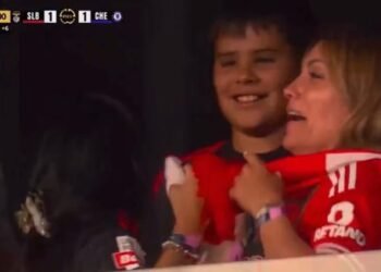 (Video) mulher de Di Maria vai a loucura após Di Maria marcar o seu último golo pelo Benfica