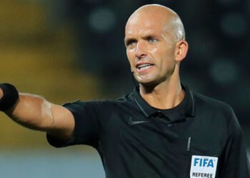 Luis Godinho é eleito melhor árbitro