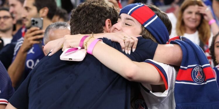 As declarações da namorada de João Neves após o PSG ser campeão leva à benfiquistas