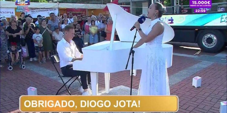 Video! Luciana Abreu e Emanuel emocionam-se na homenagem ao Diogo Jota