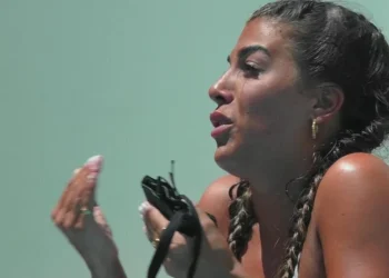 Daniela Santos devastada apanhada a chorar