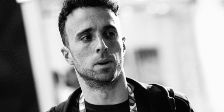 Homenagem de peso a Diogo Jota! Paços de Ferreira nomeia bancada com o nome do jogador