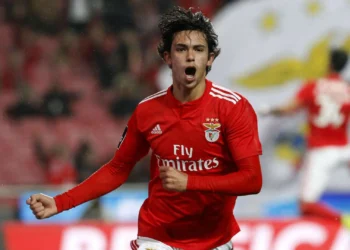 João Félix desviado do Benfica