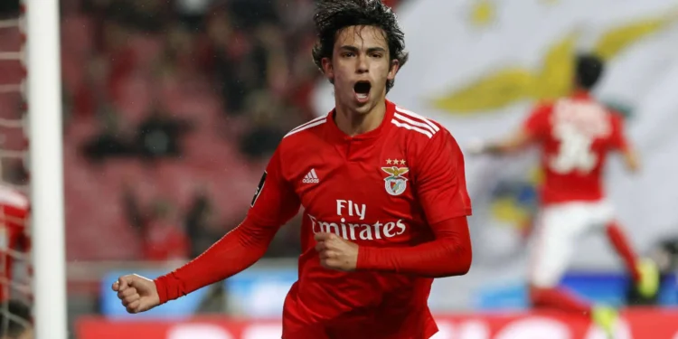 João Félix desviado do Benfica