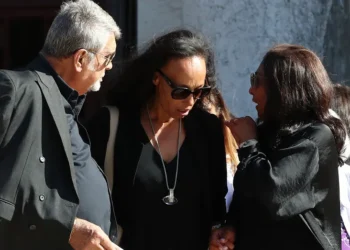 Familiares chocados com meia dúzia de ‘gatos pingados ‘ no último adeus de Luís Jardim