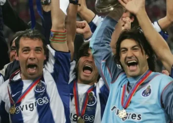 A sentida homenagem emotiva de Vitor Baia à Jorge Costa já corre o mundo