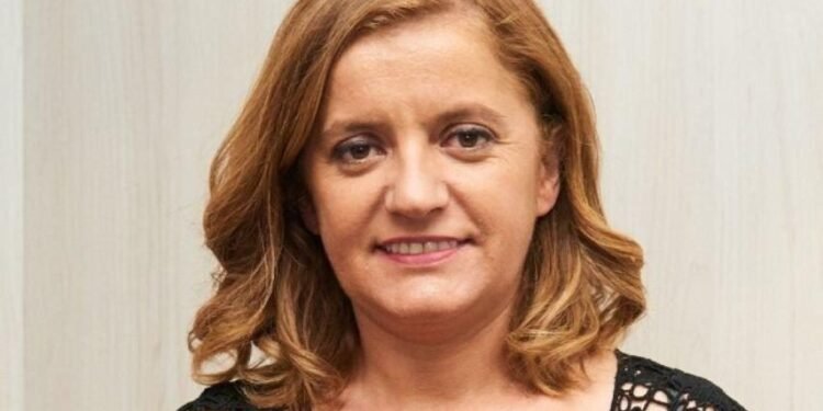 Tânia Laranjo ‘discute’ com militar da GNR por querer filmar incêndio em propriedade privada