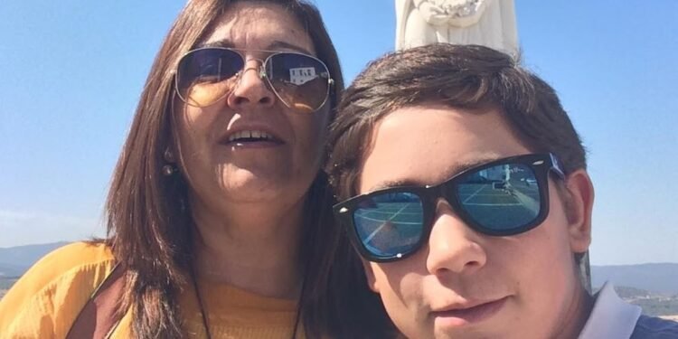 MÃE DO MANUEL TRINDADE ATACA APOIANTES DO PAN: “FICARAM CONTENTES COM A MORTE…”