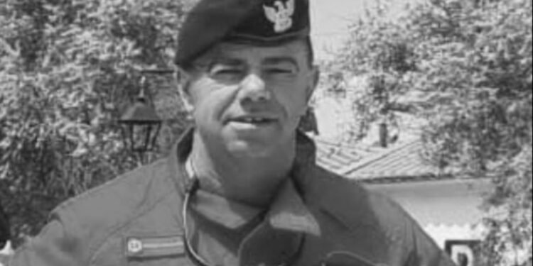 Morreu o bombeiro António Conceição