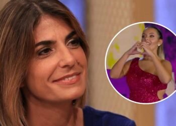 Sílvia Silva aplaude, rendida, Jéssica Vieira