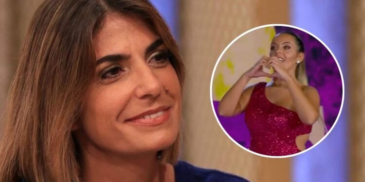 Sílvia Silva aplaude, rendida, Jéssica Vieira