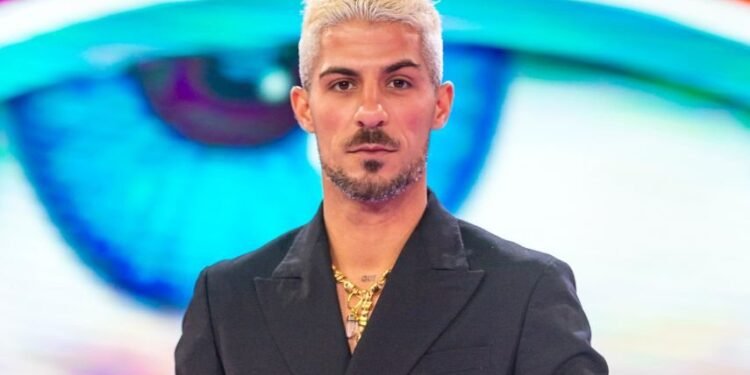 CLÁUDIO ALEGRE DEFENDE CATARINA MIRANDA E ‘ARRASA’ CLÁUDIO RAMOS: “FEZ-ME LEMBRAR O MEU FILHO DE 5 ANOS”