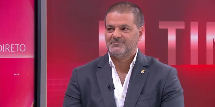 Cristóvão Carvalho desafia Rui Costa: “O que é que o Benfica vai ganhar com Mourinho?”