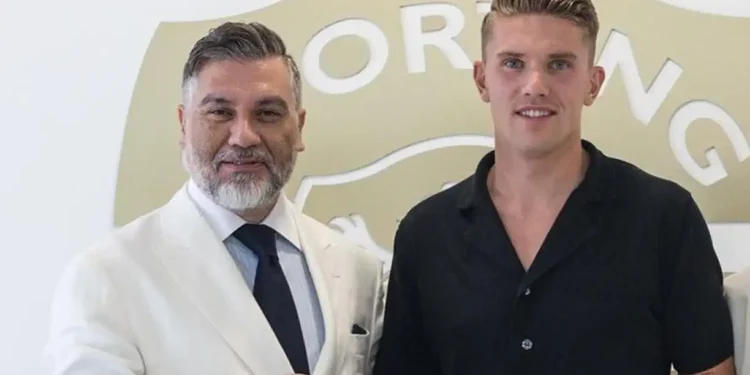 Empresário de Viktor Gyökeres quer processar o Sporting