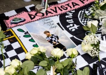 Amigos de Dinis uniram-se durante a tarde à frente do Estádio do Bessa