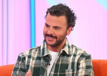 João Ricardo deixa recado a Catarina Miranda “vai acabar a vender bilhetes da CP