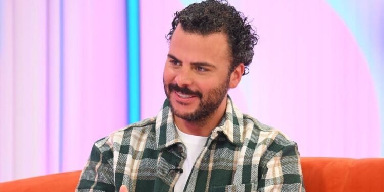 João Ricardo deixa recado a Catarina Miranda “vai acabar a vender bilhetes da CP