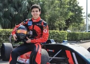 Jovem promessa da Fórmula 1 mata o pai à facada