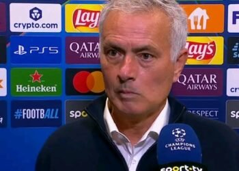 As declarações de José Mourinho após a primeira vitória do Benfica na Liga dos Campeões “se o jogo tivesse 150 minutos…”