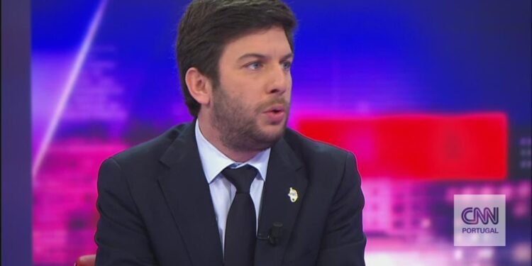 “André Ventura é um candidato totalmente desqualificado para as funções presidenciais”