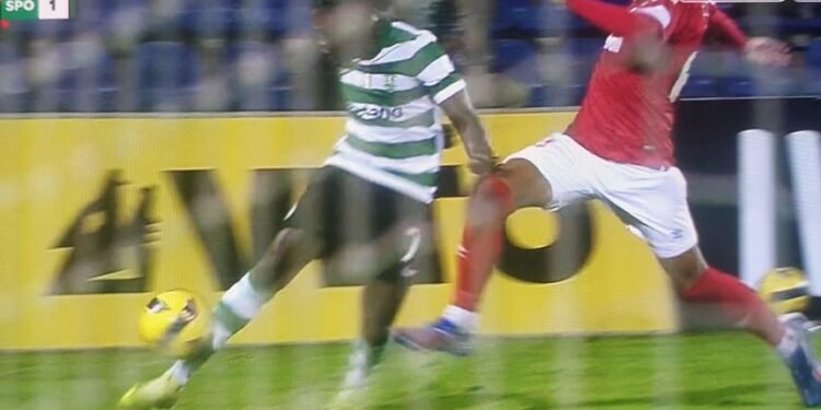 Video: O lance polémico que deu a vitória ao Sporting