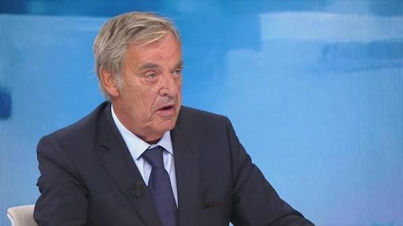 “O André Ventura não deve saber nada do país se diz que os imigrantes vivem dos subsídios”: Miguel Sousa Tavares