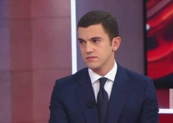 “André Ventura não é suficientemente talentoso para sobreviver ao dilema de ter duas funções ao mesmo tempo”