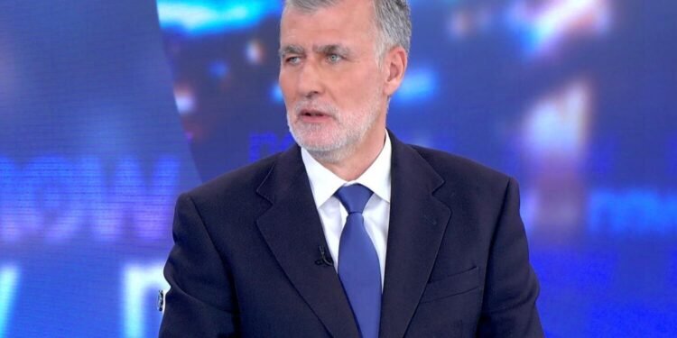 “Que raio de Presidente é que vamos eleger?”: Gouveia e Melo arrasa André Ventura