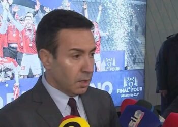 António Salvador arrasa arbitragem após o jogo de Braga-Benfica