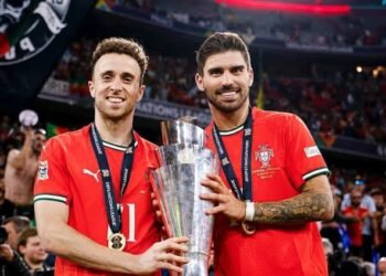 Melhor amigo de Diogo Jota assinala data de aniversário do jogador com vídeo emotivo