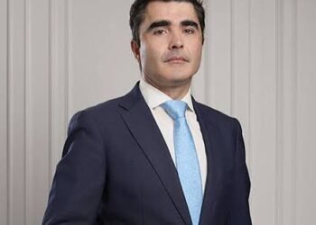 Adjunto de ex-ministra da Justiça detido por abuso sexual de criança e pornografia de menores