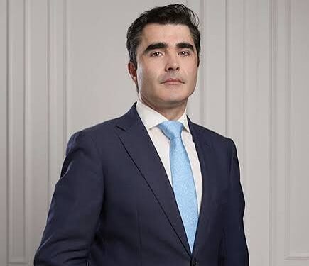 Adjunto de ex-ministra da Justiça detido por abuso sexual de criança e pornografia de menores