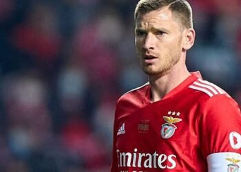 Vertonghen junta-se às criticas do Benfica: “Os árbitros em Portugal…”