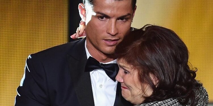 Família de Cristiano Ronaldo de luto após morte de tio