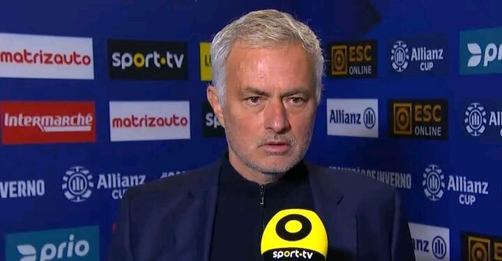 José Mourinho arrasa João Pinheiro pela derrota do Benfica