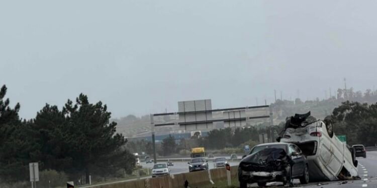 Acidente graves junta a makro