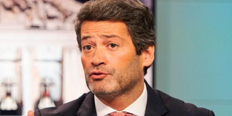 Paulo Portas faz anúncio sobre André Ventura