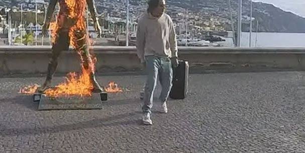 Homem filma-se a incendiar estátua de Cristiano Ronaldo na Madeira