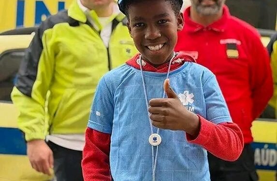 VIDEO: Salvou a mãe com uma chamada para o INEM e agora visitou o estádio do clube de coração