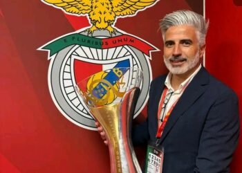 CMTV denuncia agressão e ameaças de assessor do Benfica a jornalista