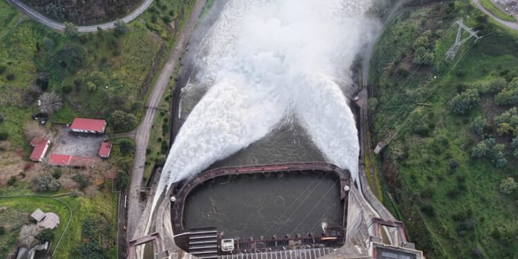Mondego em situação de risco iminente! Barragem da Aguieira acima dos 99%
