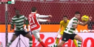O lance que deu pênalti ao SC Braga dá muito que falar