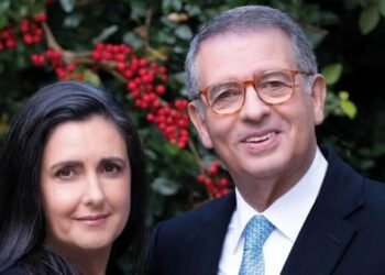 Seguro foi apanhado a…