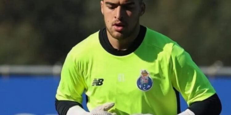 antigo jogador do FC Porto ameaça polícias em escutas